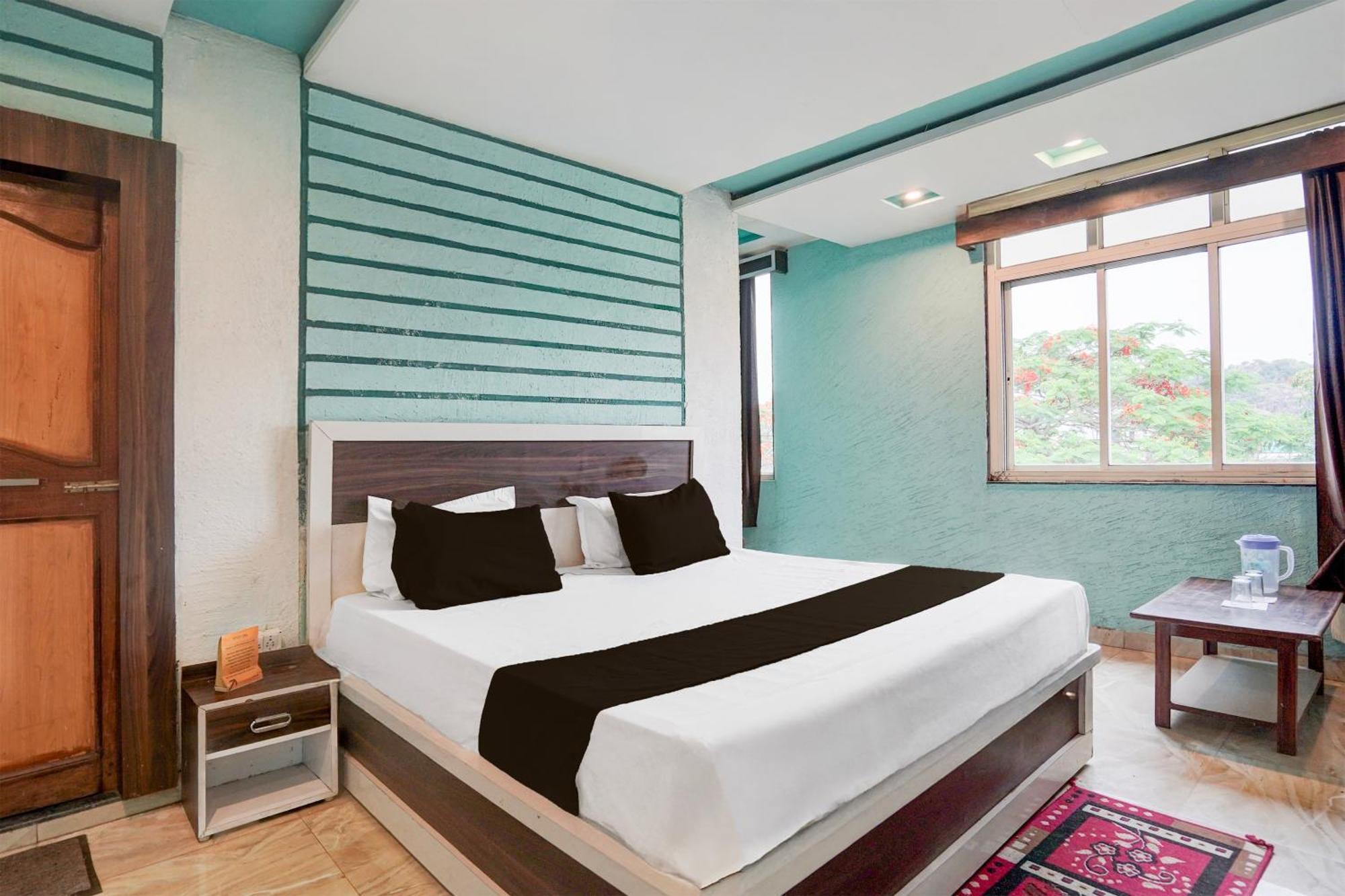 Hotel SPOT ON 86122 Pachmarhi hills Exterior foto